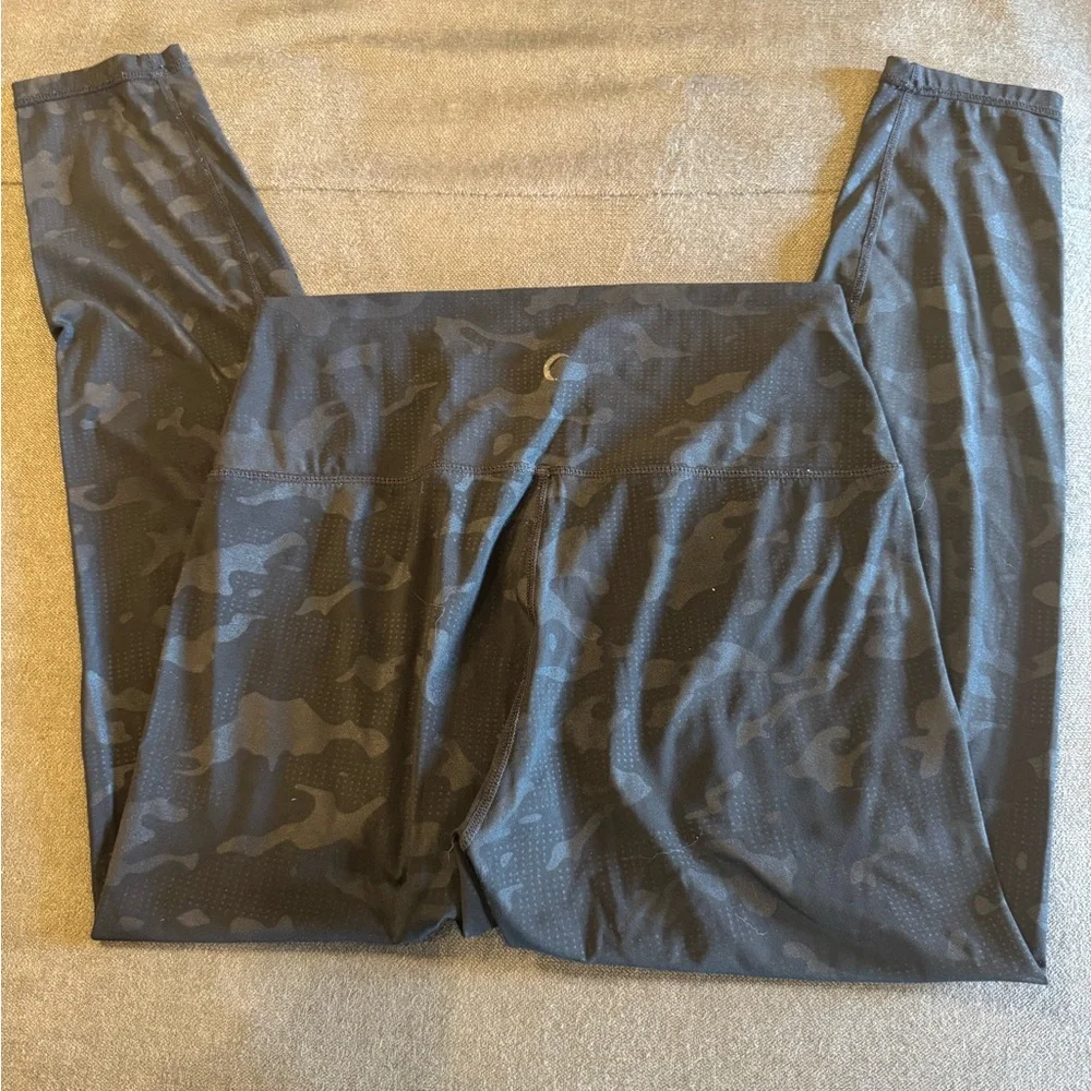 🖤🩶ZYIA athletic leggings. THREE PAIR, ONE PRICE🩶🖤 - Picture 7 of 8